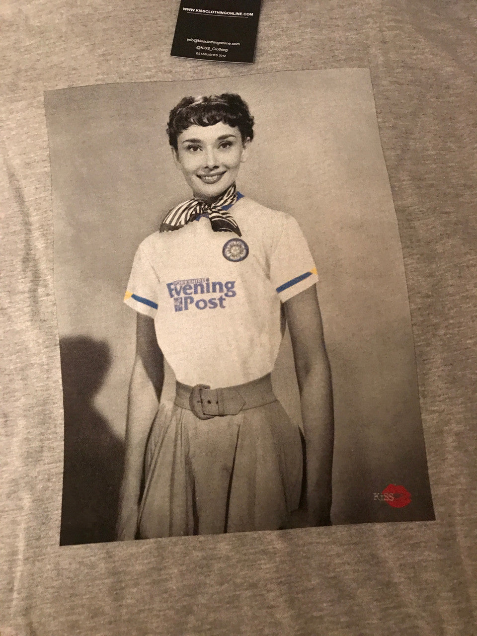 Custom Audrey Hepburn Football KiSS T-Shirt - Personalised, unique jersey - Pick any team - Football soccer - Gift Idea - Christmas Birthday Customise Leeds Liverpool Tottenham Spurs Man United