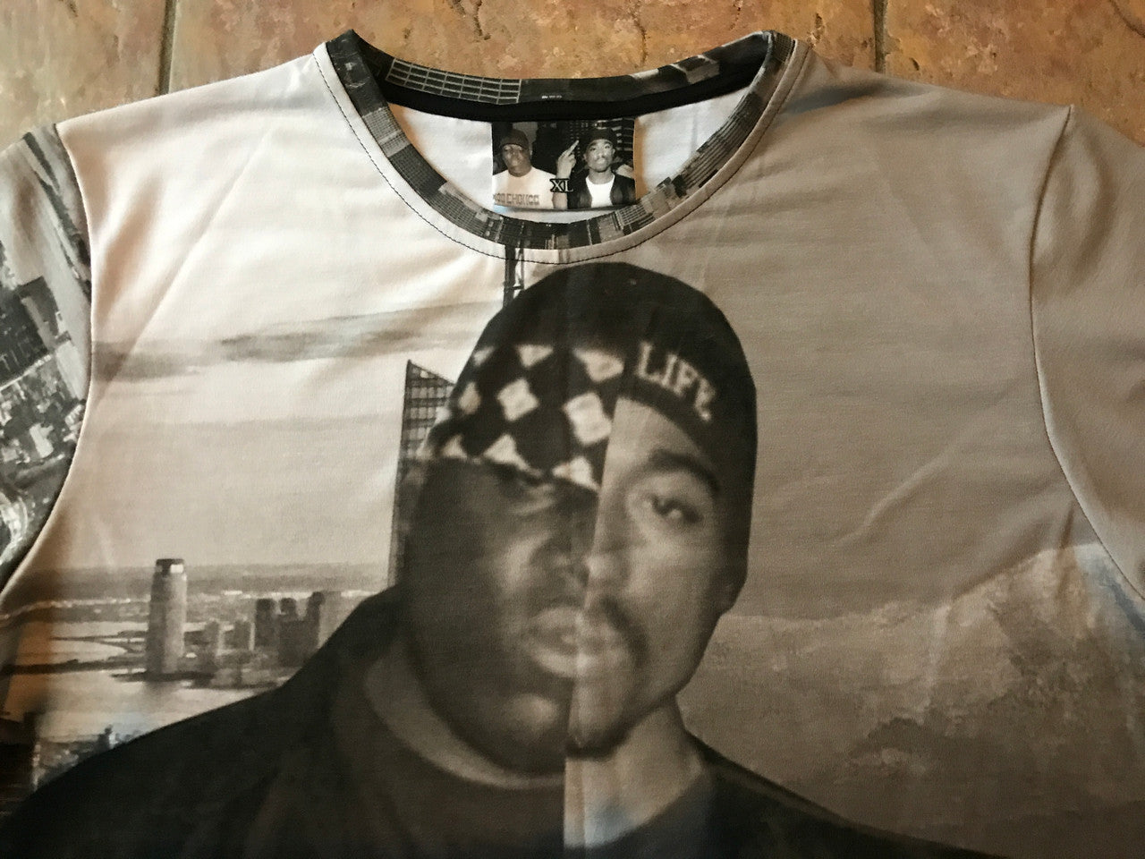 Biggie/2Pac KiSS Cut & Sew T-Shirt- New York LA - Notorious BIG - Tupac Shakur - Music Rappers