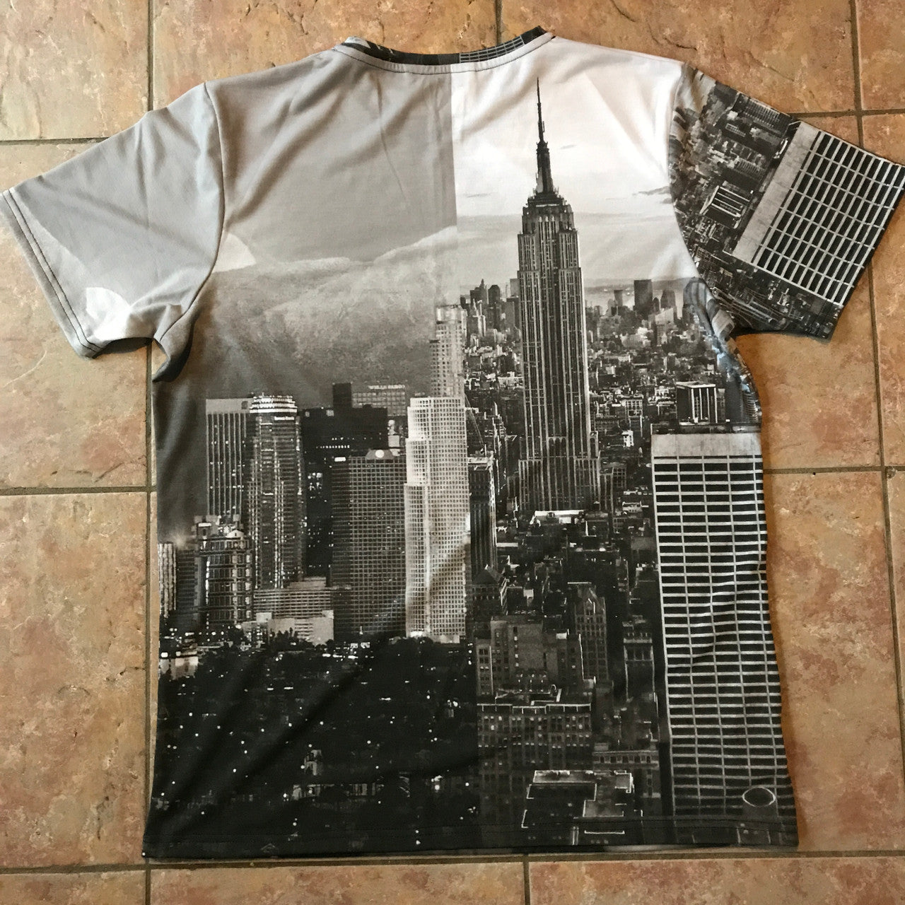 Biggie/2Pac KiSS Cut & Sew T-Shirt- New York LA - Notorious BIG - Tupac Shakur - Music Rappers